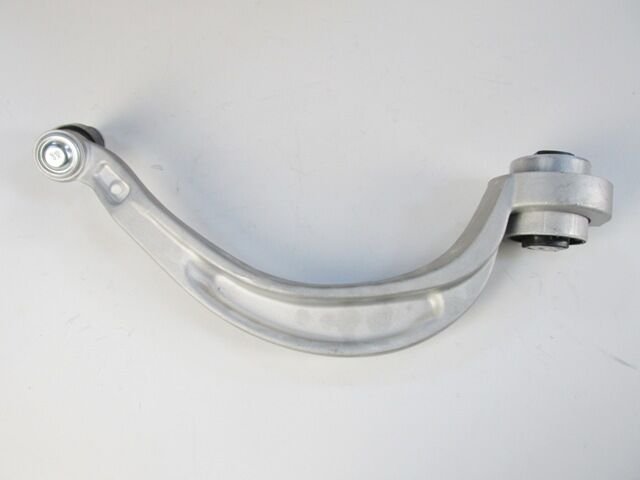 AUDI A5- 08/12; ÖN ALT TABLA SAĞ EĞRİ TİP BURÇLU/ROTİLLİ (65 MM M12) (SALINCAK) ALÜMİNYUM (SH) 8K0407694F
