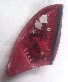 TOYOTA RAV4- 09/12; STOP LAMBASI SOL KIRMIZI/BEYAZ (CASP) 81561-42120