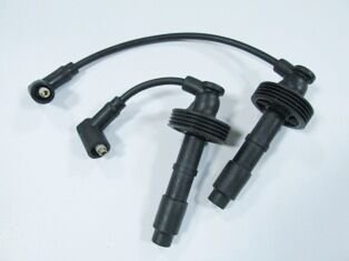 VOLVO V40- 96/01; BUJİ KABLOSU TAKIM (16V)(B4164S2)1.6 CC (YOW JUNG) 1275603