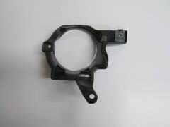 TOYOTA RAV4- 13/16; SİS LAMBA İÇ BAĞLANTI BRAKETİ SAĞ SİS DELİKLİ (TW) 52128-0R080