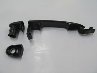 MERCEDES CITAN- W415- 12/13; ÖN KAPI DIŞ AÇMA KOLU SAĞ/SOL AYNI (ADET) SİYAH (PÜTÜRLÜ TİP) 7701478188