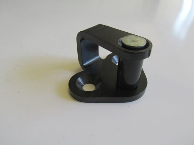 CITROEN BERLINGO- 96/03; ÖN KAPI KİLİT KARŞILIĞI SAĞ/SOL AYNI (ADET) 9164.57