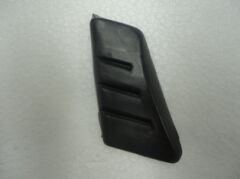 NISSAN SUNNY- B13- 90/94; ARKA ÇAMURLUK BANDI SAĞ ÇİZGİLİ TİP SİYAH (YAPIŞTIRMALI) (TYG) 78872-50Y00