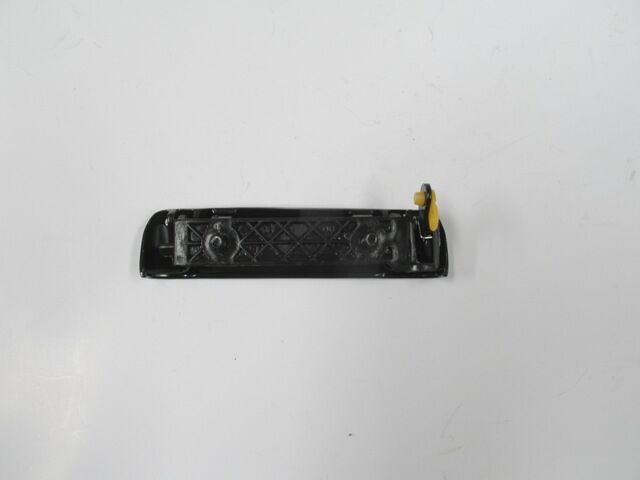 NISSAN PICK UP- D21- 89/97; ÖN KAPI DIŞ AÇMA KOLU SAĞ SİYAH (TYG) 80606-01A10