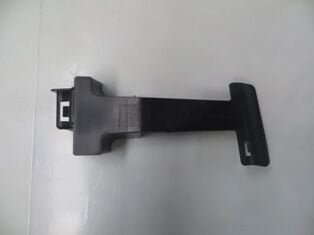 RENAULT CLIO- 4- HB- 13/16; ÖN TAMPON PANJURU ALT HAVA ALMA YÖNLENDİRİCİ (PLASTİK)(TYG) 628165104R