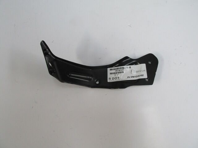 VOLKSWAGEN JETTA- 6- 11/14; ÖN ÇAMURLUK İÇ BAĞLANTI BRAKETİ SAĞ (TYG) 5C6821136