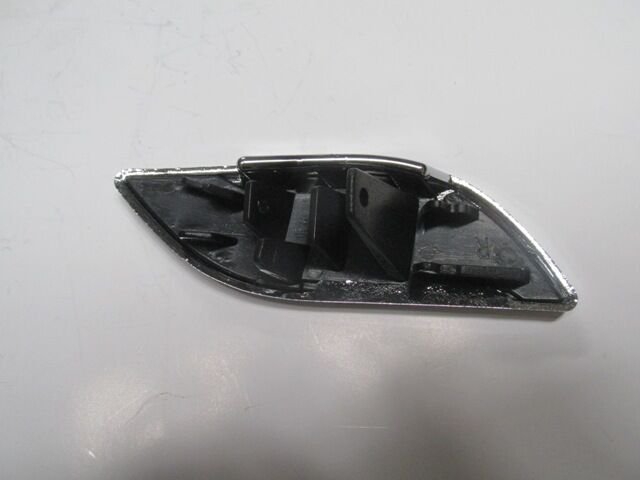 SKODA SUPERB- 09/12; FAR YIKAMA FISKİYE KAPAĞI SAĞ NİKELAJLI (TW-Y) 3T0955110A