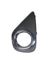 TOYOTA YARIS- 14/16; SİS LAMBA KAPAĞI SOL SİYAH (SİS DELİKLİ) (NİKELAJ ÇERÇEVELİ)(TW) 52040-0D050