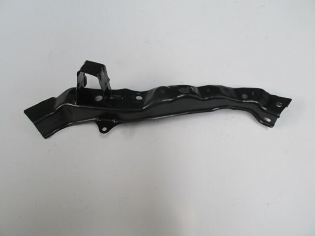 TOYOTA AURIS- 07/10; ÖN PANEL ÜST PARÇA SOL (TYG) 53203-02040