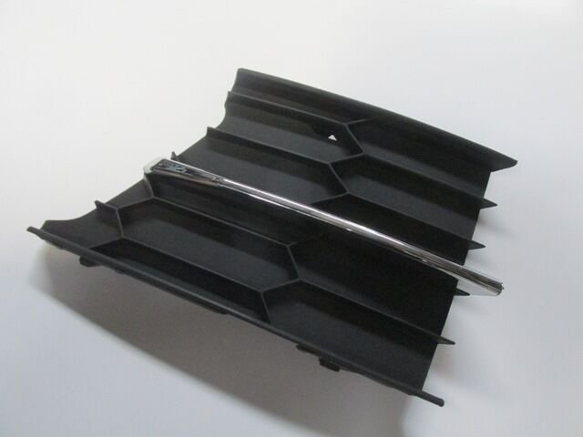 SKODA RAPID- 13/16; TAMPON PANJURU SAĞ NİKELAJ ÇITALI (SİS LAMBASI YANI)(TW) 3TD854662ARYP