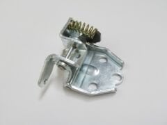 MITSUBISHI CANTER- FE635/659- 98/06; ÖN KAPI ALT MENTEŞESİ SAĞ (TYG) MC145726