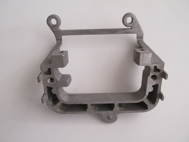 RENAULT MASTER- 3- 11/19; MOTOR TAKOZU BAĞLANTI KULAĞI (ALÜMİNYUM) 112225095R