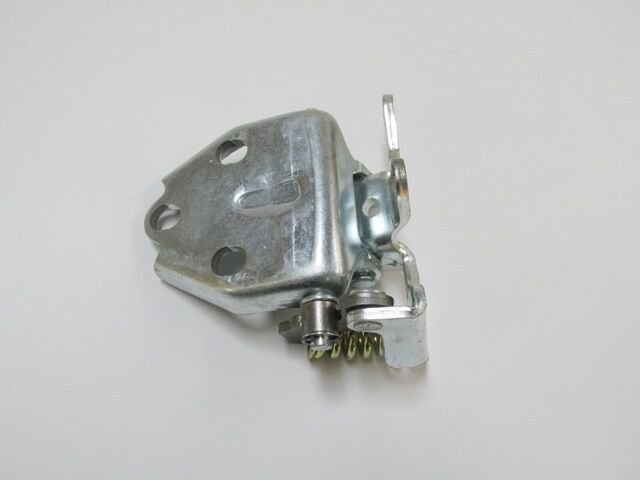 MITSUBISHI CANTER- FE635/659- 98/06; ÖN KAPI ALT MENTEŞESİ SOL (TYG) MC145725