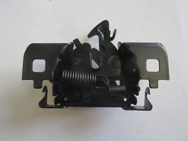 RENAULT CLIO- 4- HB- 13/16; KAPUT KİLİDİ 656015563R