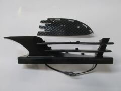 MERCEDES C CLASS- W202- 97/99; ÖN TAMPON ÇEKİ DEMİRİ KAPAĞI SAĞ SİYAH (TW) 2028800605