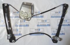 VOLKSWAGEN GOLF- 5- 04/09; ÖN CAM KRİKOSU SAĞ ELEKTRİKLİ/MOTORSUZ (TW) 1K4837462A