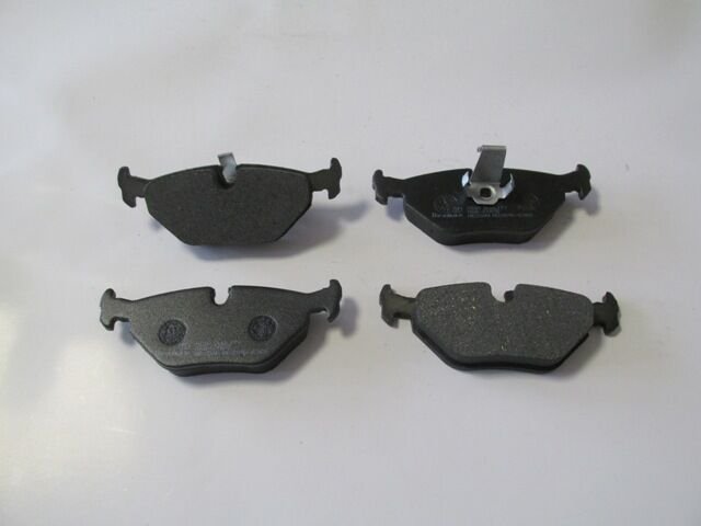 BMW 5 SERI- E39- 96/00; ARKA FREN BALATASI (KABLOSUZ)(DİSK) (121,9X45X16,5/123,1X45X16,5)(BRAMAX) 34211163395