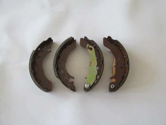 FORD FIESTA- 00/02; ARKA FREN PABUCU 1,25/1,3/1,4cc (90X30) (BRAMAX)  96FX-2200-AB