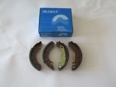FORD ESCORT- 95/99; ARKA FREN PABUCU 1,3/1,4/1,6/1,8cc (90X30) (BRAMAX) 96FX-2200-AB