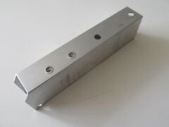 BMW 5 SERI- F10- 10/16; ÖN TAMPON BAĞLANTI BRAKETİ ALT SOL (ALÜMİNYUM) 51117158873