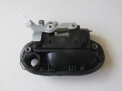 HYUNDAI ACCENT- 95/97; ÖN KAPI DIŞ AÇMA KOLU SOL SİYAH SEGMANLI TİP (EURO BODY) 82650-22000