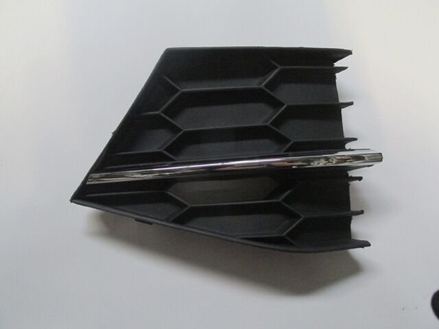 SKODA RAPID- 16/18; TAMPON PANJURU SAĞ NİKELAJ ÇITALI (SİS LAMBASI YANI) (TW-Y) 3V0853666A9B9