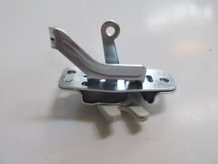 FIAT DUCATO- 07/14; SÜRGÜLÜ KAPI KİLİT ÜST BAĞLANTI KARŞILIĞI SAĞ 1372139080