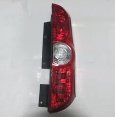 FIAT DOBLO- 11/15; STOP LAMBASI SAĞ KIRMIZI/BEYAZ (YANA AÇILAN)2KAPI(COMBİ/CARGO/PANORAMA)(MARS) 51810673