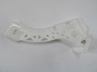 MAZDA 3- SD- 03/06; ÖN TAMPON İÇ BRAKETİ SAĞ HS-6693R (TYG) BN8V-50-0T1C