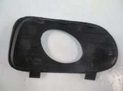 OPEL VECTRA- B- 99/02; SİS LAMBA KAPAĞI SAĞ SİS DELİKLİ 90548326