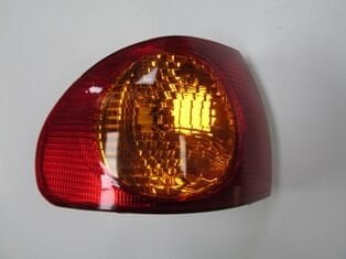 TOYOTA COROLLA- ZZ111- 00/02; DIŞ STOP LAMBASI SOL KIRMIZI/SARI (JAPON GÖZ TİPİ) (CASP) (E MARKLI) 81561-1E080