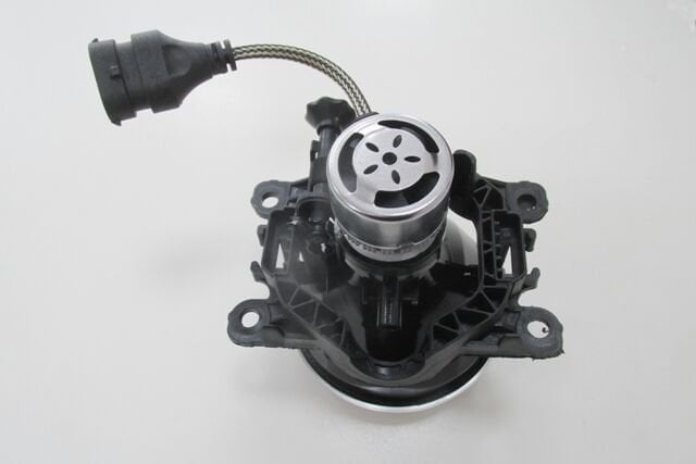 FORD FIESTA- 13/17; SİS LAMBASI SAĞ/SOL AYNI (ADET) LED AMPÜLLÜ 261500097R