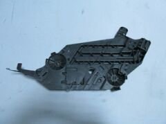 SKODA OCTAVIA- 10/12; FAR ALT BAĞLANTI BRAKETİ SAĞ (FAR ALT TAŞIYICISI/YIKAMASIZ) PLASTİK (TW-Y) 1Z0941464