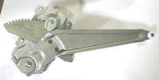 TOYOTA COROLLA- AE111- 99/00; ARKA CAM KRİKOSU SAĞ MANUEL (HUSHAN) 69830-02050