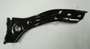 MITSUBISHI L200- PICK UP- 99/06; ÖN TAMPON İÇ BRAKETİ KÜÇÜK SAĞ (ORİJİNAL) MR144826