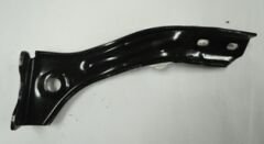 MITSUBISHI L200- PICK UP- 99/06; ÖN TAMPON İÇ BRAKETİ KÜÇÜK SAĞ (ORİJİNAL) MR144826