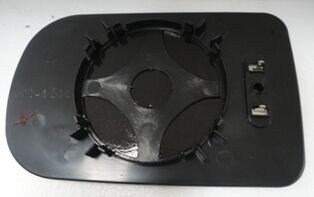 BMW 5 SERI- E39- 96/00; AYNA CAMI SOL ISITMALI (FAMELLA) 51168119710