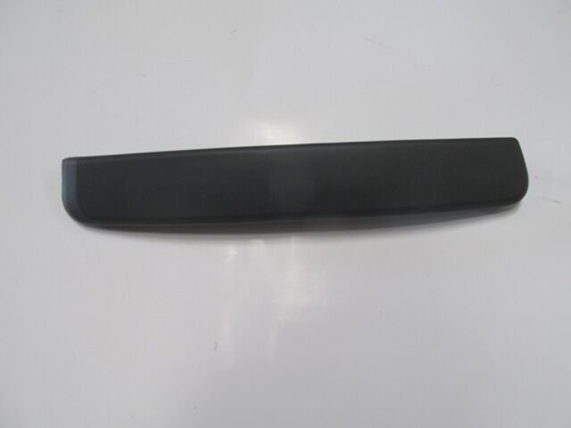 FORD FOCUS C MAX- 04/06; ÖN TAMPON BANDI SOL SİYAH (PÜTÜRLÜ TİP) 3M51R17E.909BC