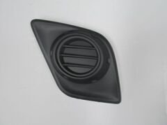 TOYOTA HILUX- PICK UP- 15/19; SİS LAMBA KAPAĞI SOL SİS DELİKSİZ (LM) 52128-0K200