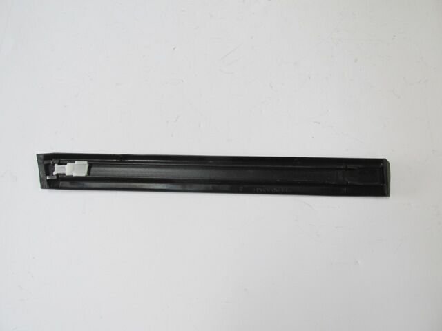 BMW 5 SERI- E34- 88/95; ÖN ÇAMURLUK BANDI SAĞ (TYG) 51131944942