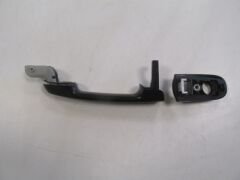 HYUNDAI ACCENT- ERA- 06/12; ÖN KAPI DIŞ AÇMA KOLU SAĞ SİYAH (BRAKETSİZ) 82660-1E000-CA