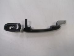 HYUNDAI ACCENT- ERA- 06/12; ÖN KAPI DIŞ AÇMA KOLU SOL SİYAH (BRAKETSİZ) 82650-1E000-CA