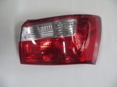 KIA RIO- SD- 12/16; DIŞ STOP LAMBASI SAĞ KIRMIZI/BEYAZ (FAMELLA) 92402-1W020