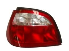 RENAULT MEGANE- 1- 99/02; STOP LAMBASI SOL (KIRMIZI/BEYAZ) HATCHBACK 4 KAPI (FAMELLA) 7700428320