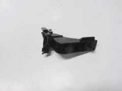 TOYOTA YARIS- 02/06; ÖN TAMPON BRAKETİ İÇ SAĞ (YAN KULAĞA TAKILAN) (TW) 52535-52012