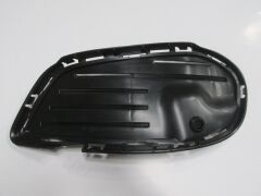 MERCEDES C CLASS- W205- 14/17; SİS LAMBA KAPAĞI BRAKETİ SAĞ SENSÖR DELİKLİ (AMG)(TW) 2058854123