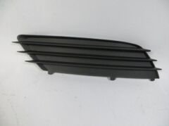 OPEL ASTRA- H- HB- 04/07; SİS LAMBA KAPAĞI SAĞ SİS DELİKSİZ 1400308