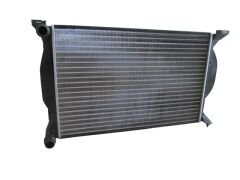 AUDI A4- 05/08; SU RADYATÖRÜ MANUEL 1,6/1,8/1,9TDI/2,0 FSI (1SIRA) (632X399) 8E0121251A