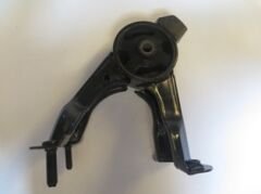 TOYOTA CORONA- AT191- 93/97; MOTOR TAKOZU ARKA OTOMATİK 2.0cc (TENACITY) 12371-16290
