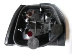 RENAULT R19- EUROPA- 92/01; STOP LAMBASI SAĞ (SEDAN) FÜME/KIRMIZI (DUYSUZ) (PLEKSAN) 7701036019